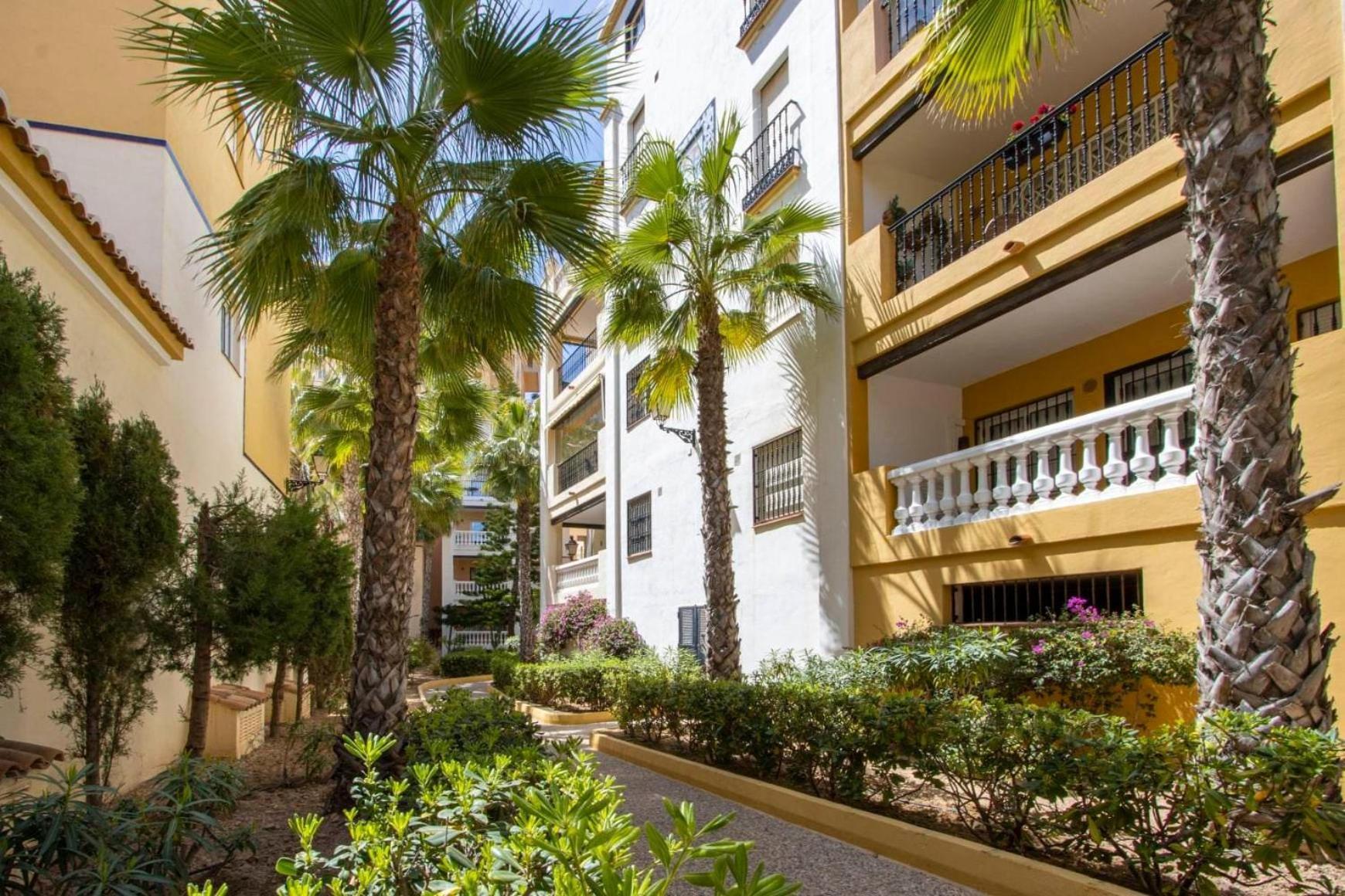 Aldea Del Mar Buganvilla Apartament Torrevieja Bagian luar foto